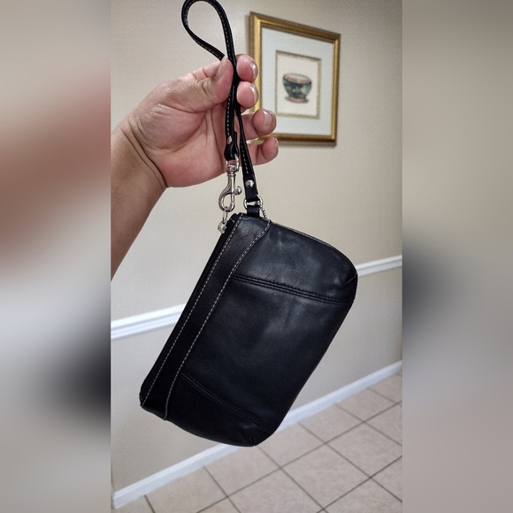 Coach Black Wristlet - Picture 3 of 9